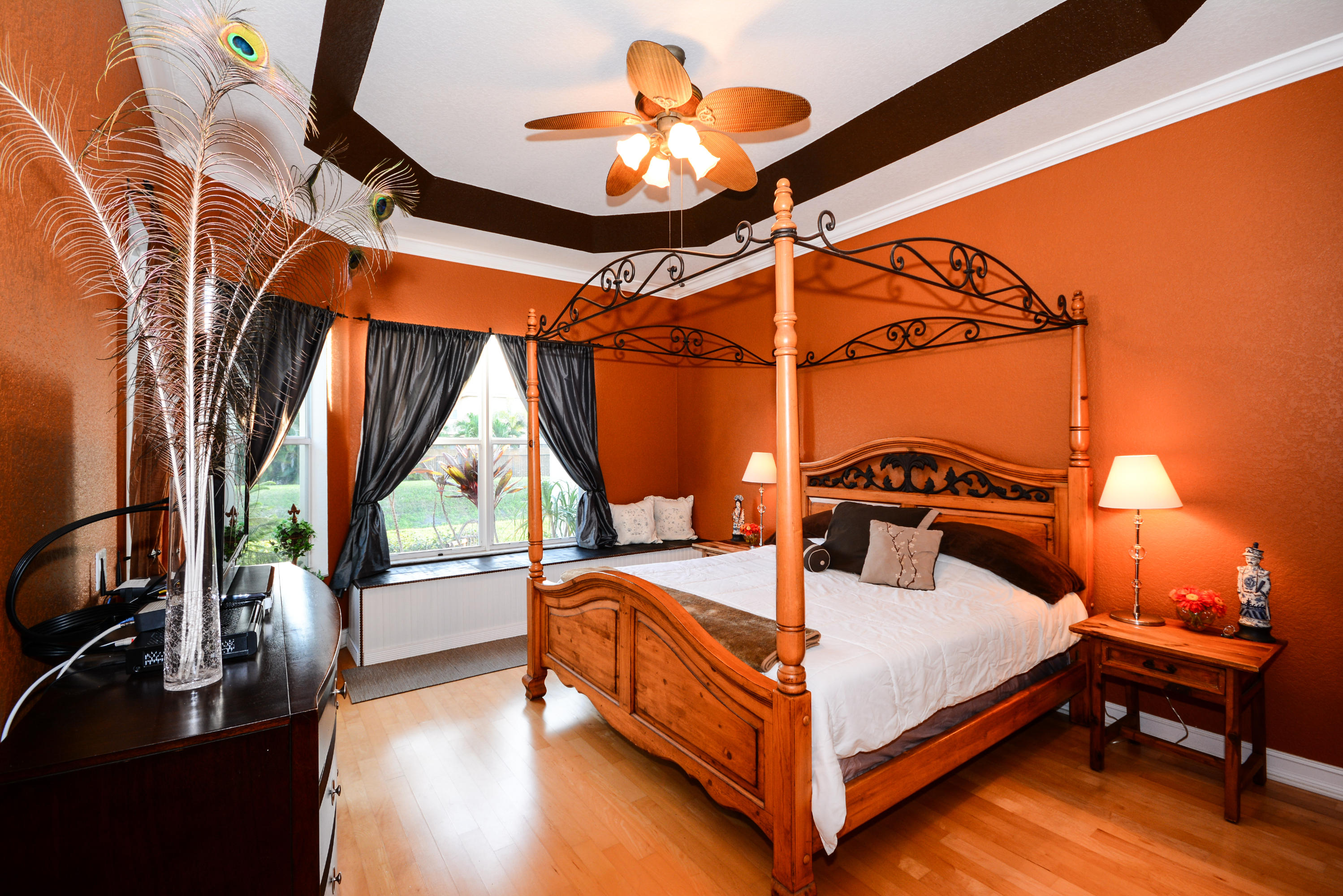 8920 Chestnut Ridge Way Boynton Beach, FL 33473 - Photo 9 of 29 Master Retreat with Coffer Ceiling