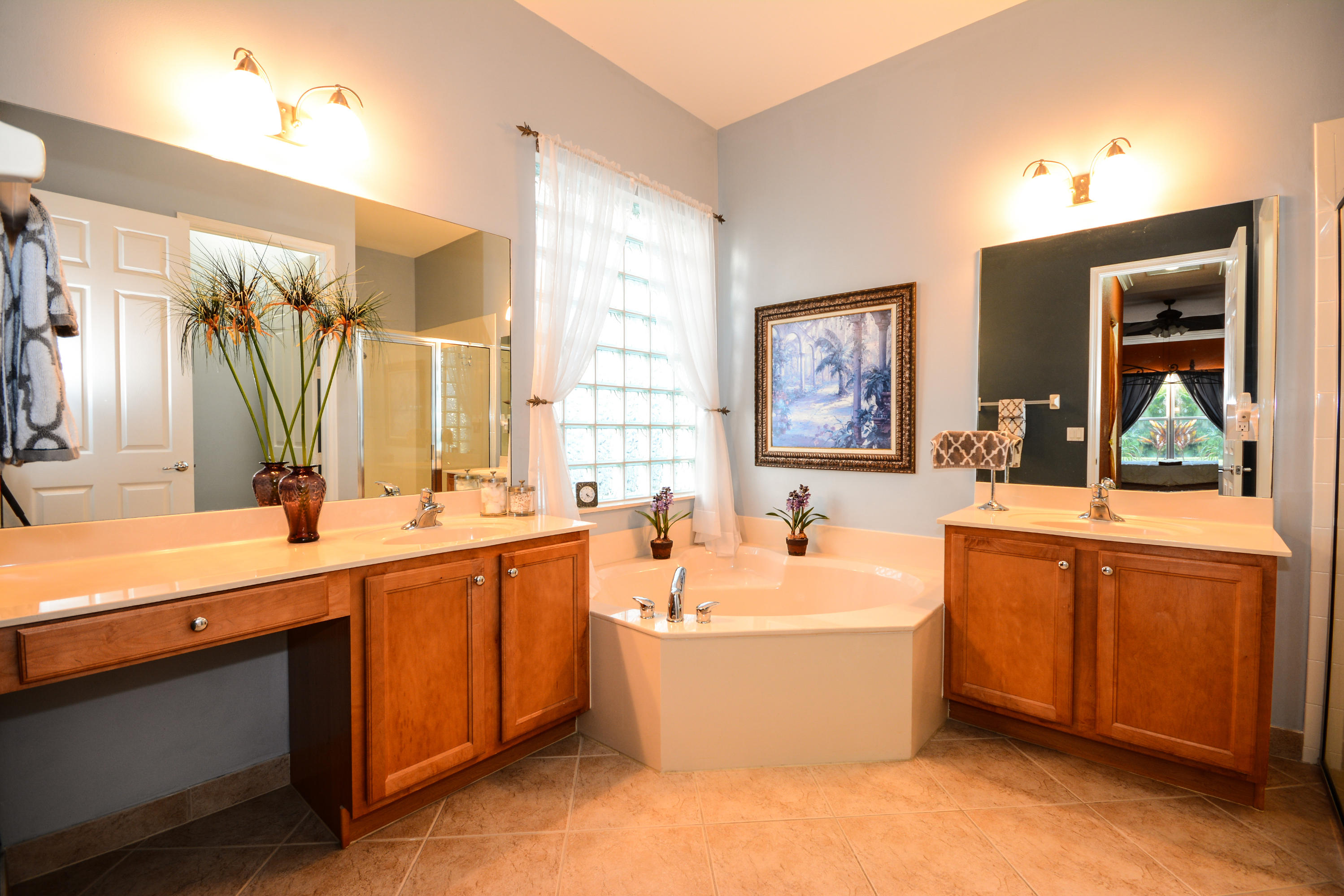 8920 Chestnut Ridge Way Boynton Beach, FL 33473 - Photo 10 of 29 Master Bath