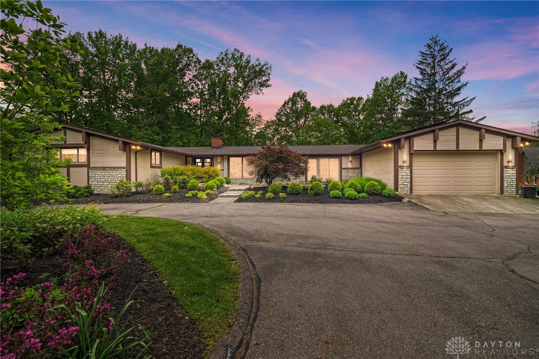 9161 Clyo Road Dayton, OH 45458 - Photo 1 of 82 Gallery Image 1
