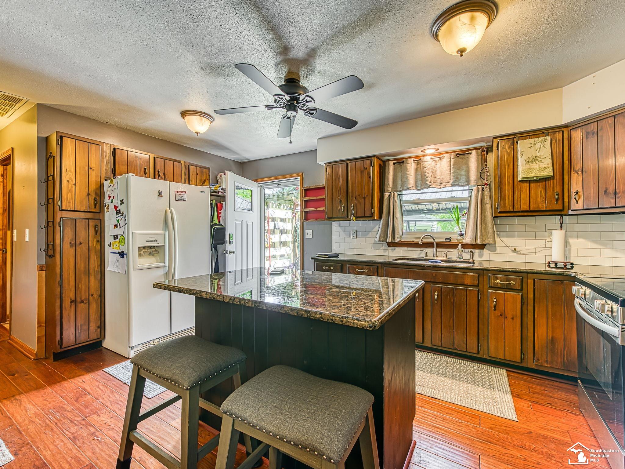 5215 Wells Road Petersburg, MI 49270 - Photo 10 of 47