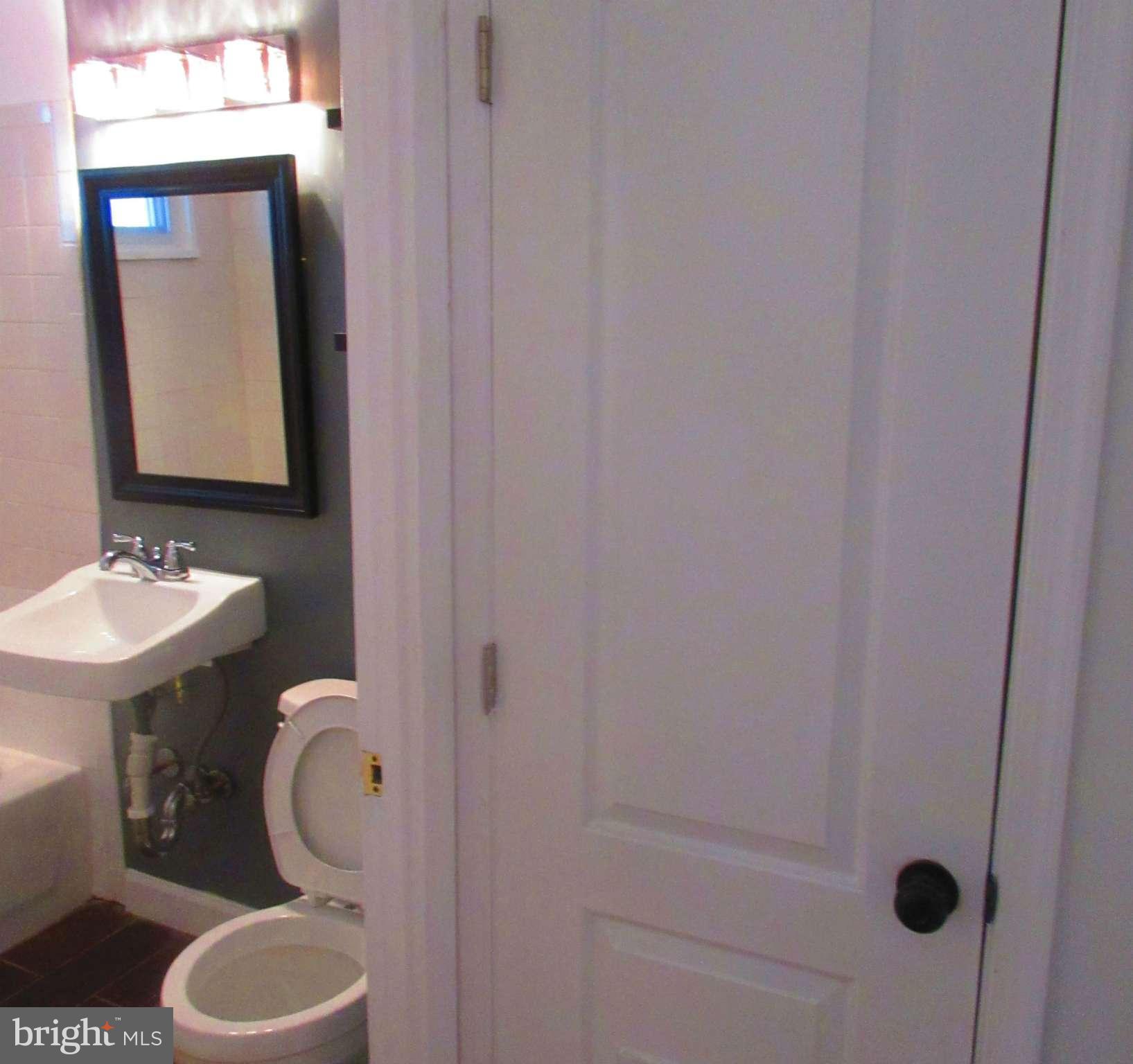 7732 Oxman Road Landover, MD 20785 - Photo 9 of 12 Bath