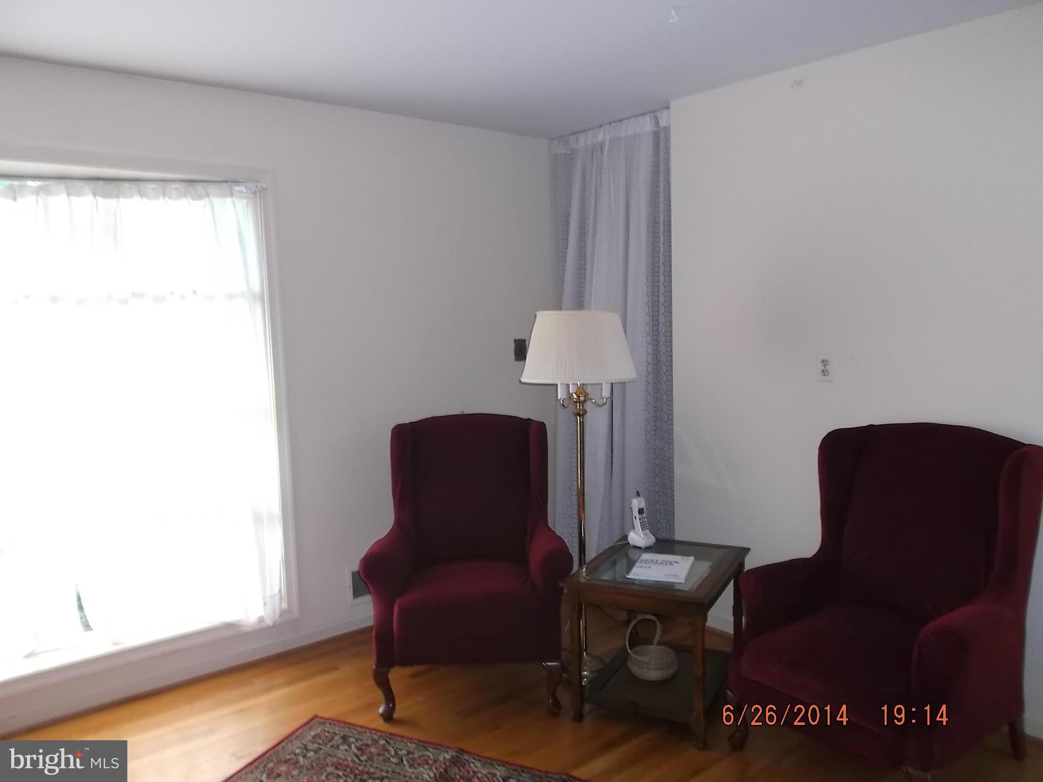 8009 Langbrook Road Springfield, VA 22152 - Photo 16 of 28 Living Room