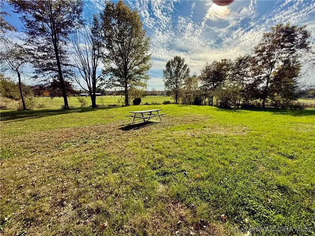 $2,580,000 | 909 Howser Road, Henryville, IN 47126
