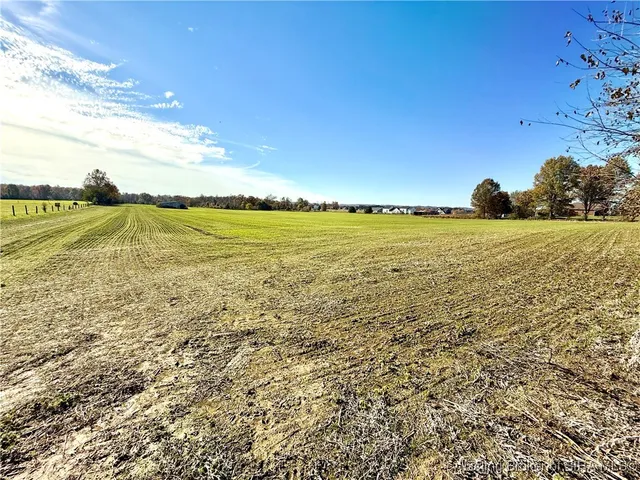 $2,580,000 | 909 Howser Road, Henryville, IN 47126