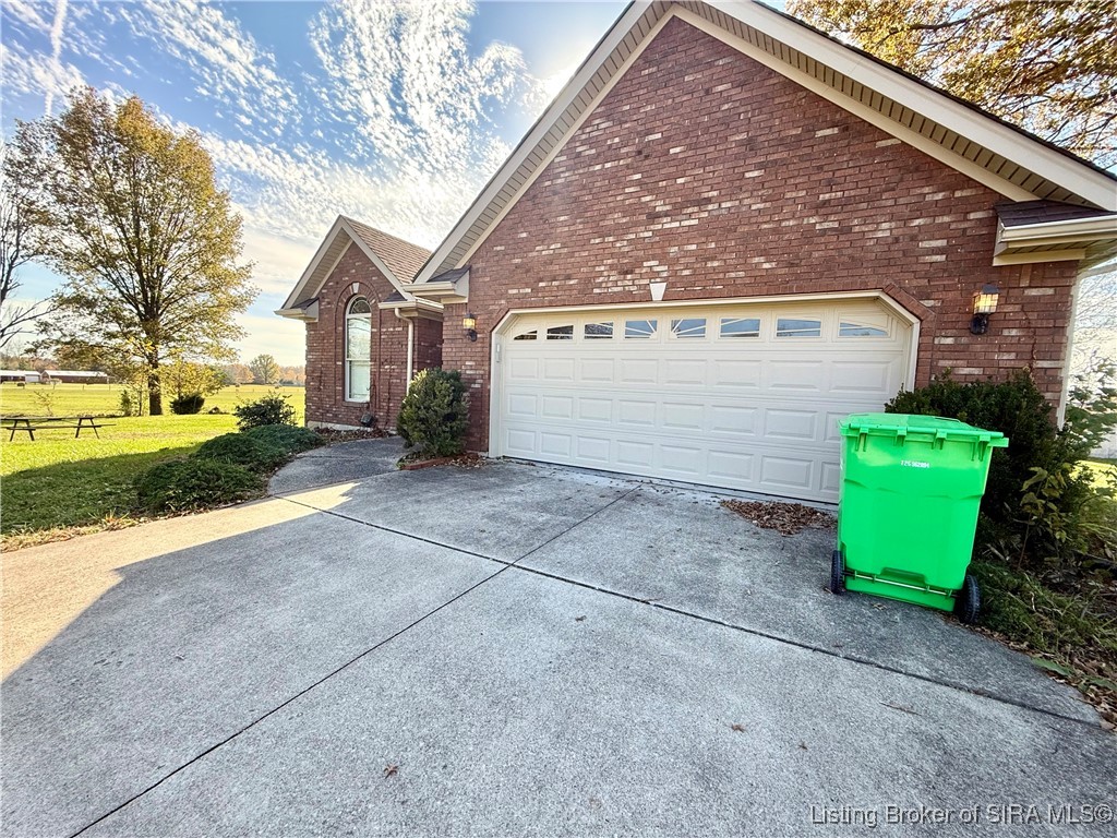 909 Howser Road Henryville, IN 47126 - Photo 7 of 25