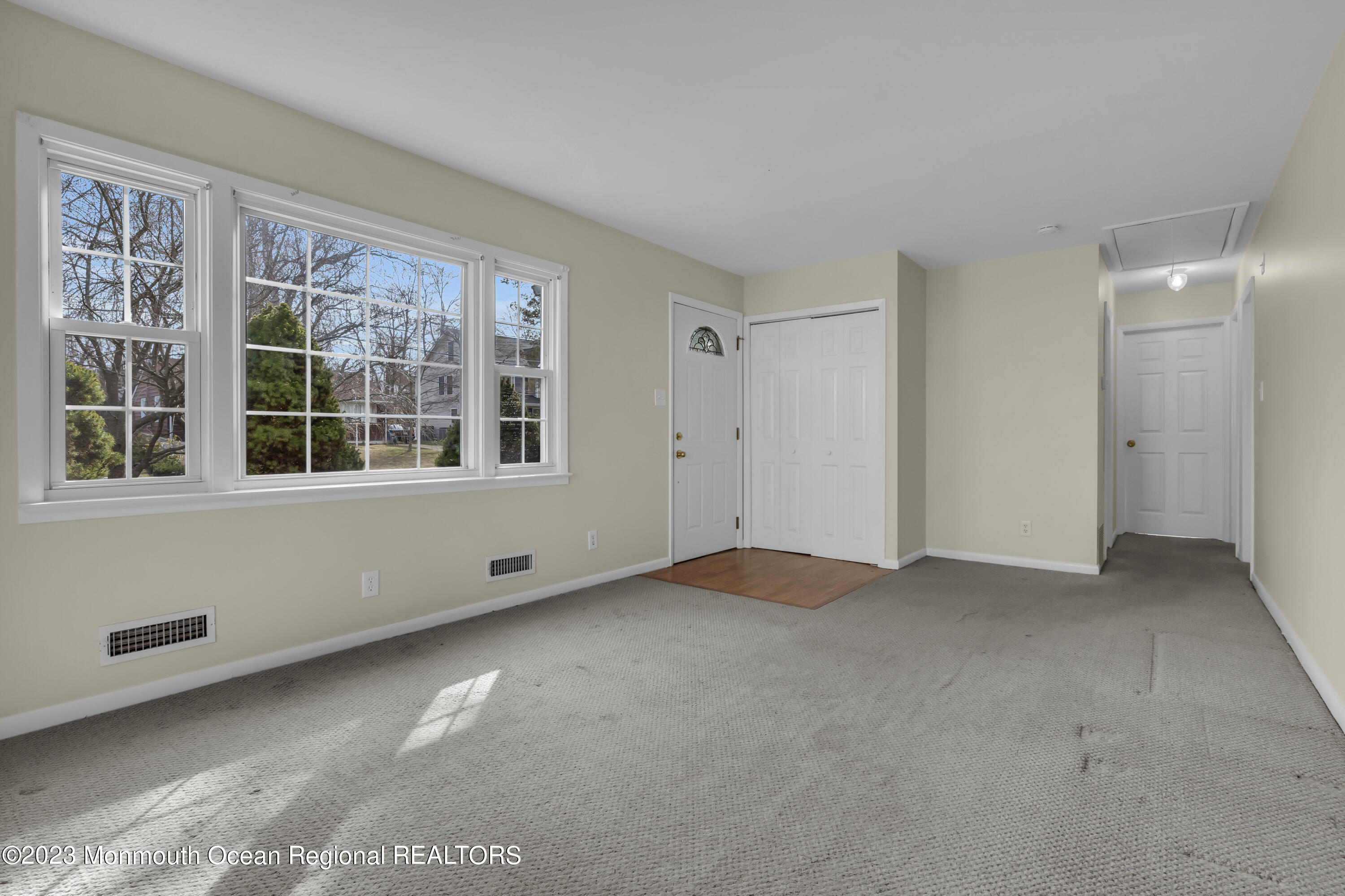 602 Hopping Road Belford, NJ 07718 - Photo 5 of 30 Great natural light