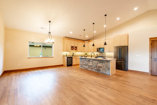 $940,000 | 8 Buckskin Drive, Sheridan, WY 82801