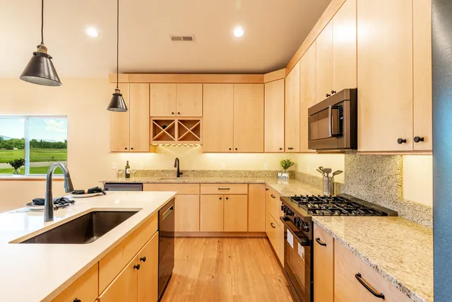 $940,000 | 8 Buckskin Drive, Sheridan, WY 82801