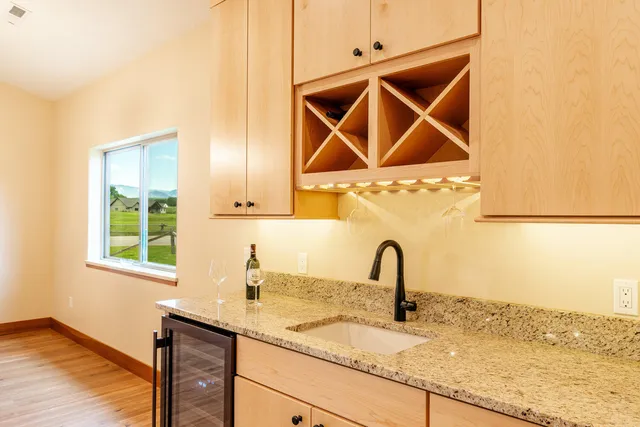 $940,000 | 8 Buckskin Drive, Sheridan, WY 82801