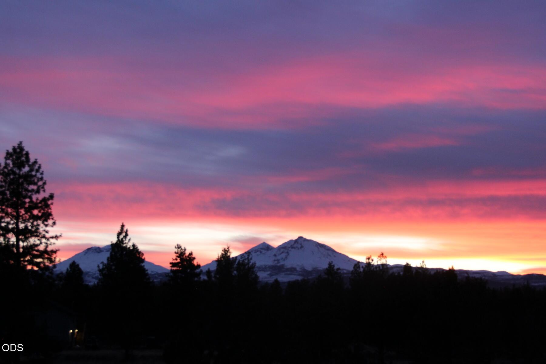 69550 Pine Ridge Drive Sisters, OR 97759 - Photo 42 of 48