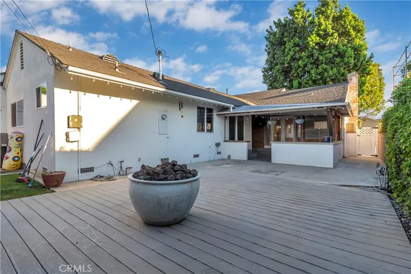 $5,500 | 6835 East Parapet Street, Long Beach, CA 90808