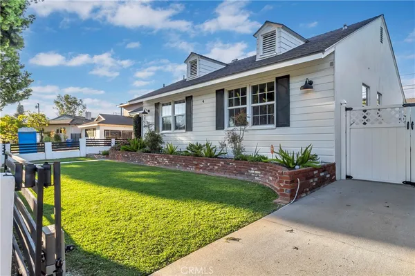 $5,500 | 6835 East Parapet Street, Long Beach, CA 90808