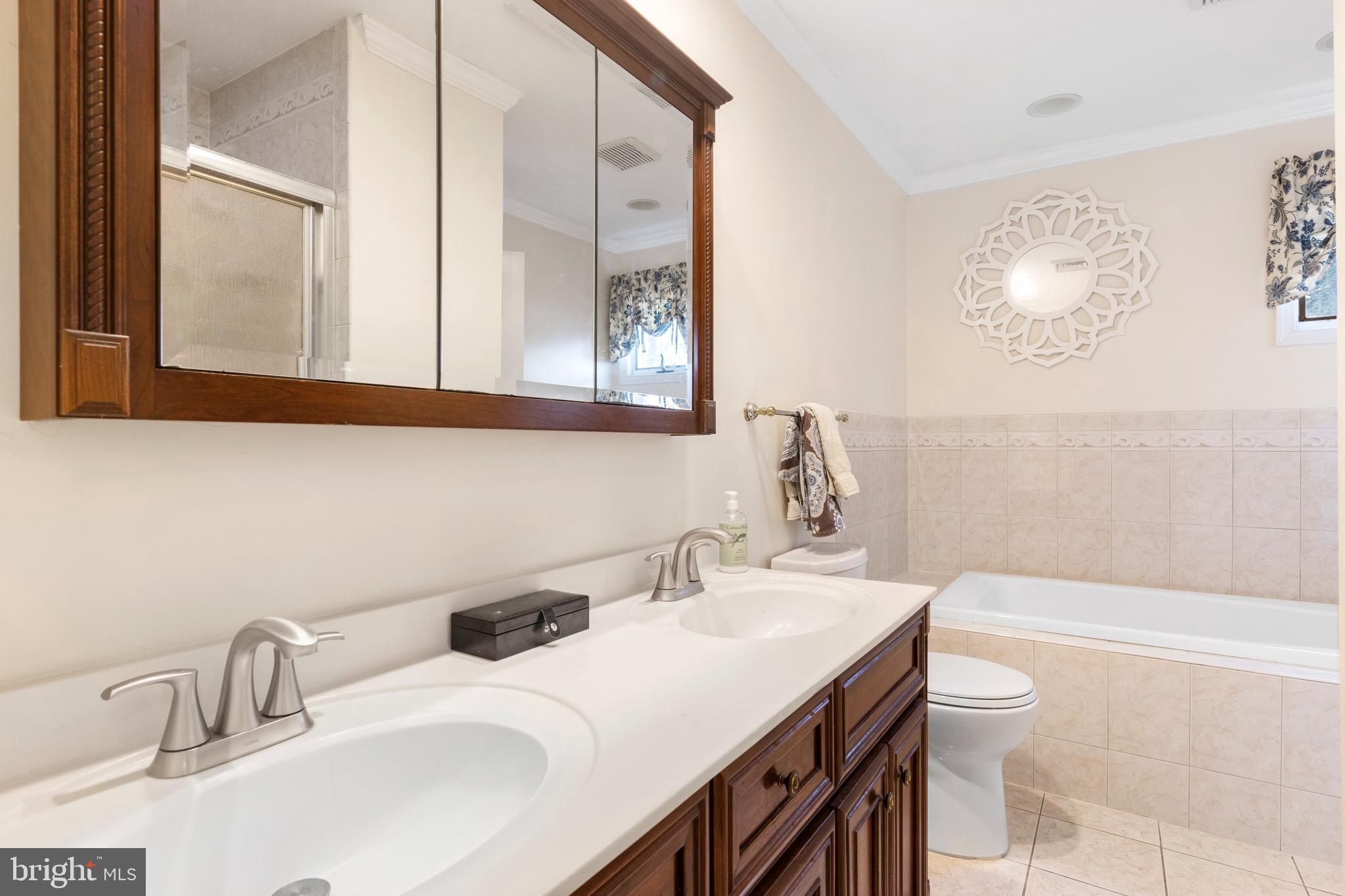 10 Lee Road Norristown, PA 19403 - Photo 3 of 14