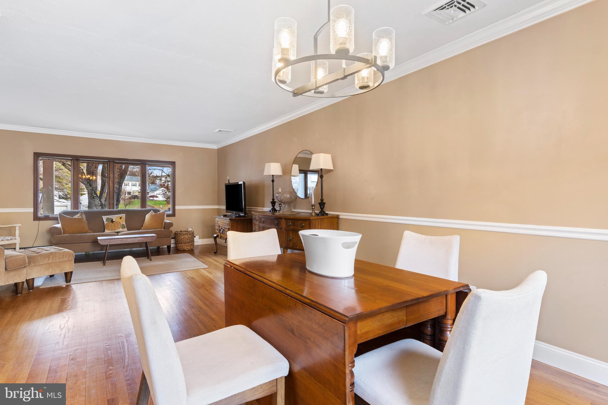 10 Lee Road Norristown, PA 19403 - Photo 8 of 14