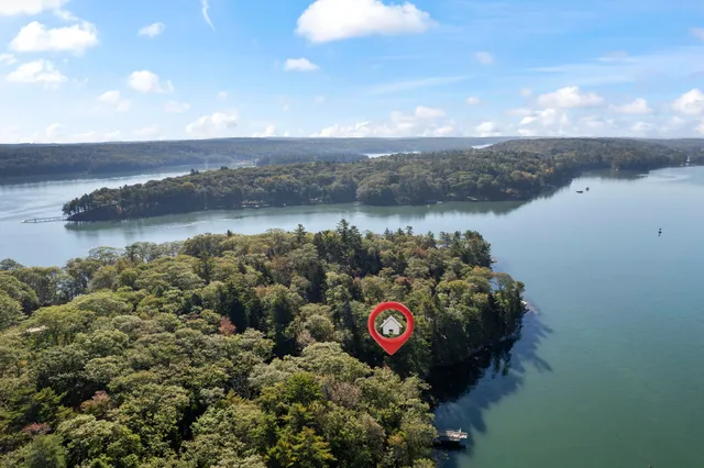 $395,000 | 19 Riverside Avenue, Edgecomb, ME 04556