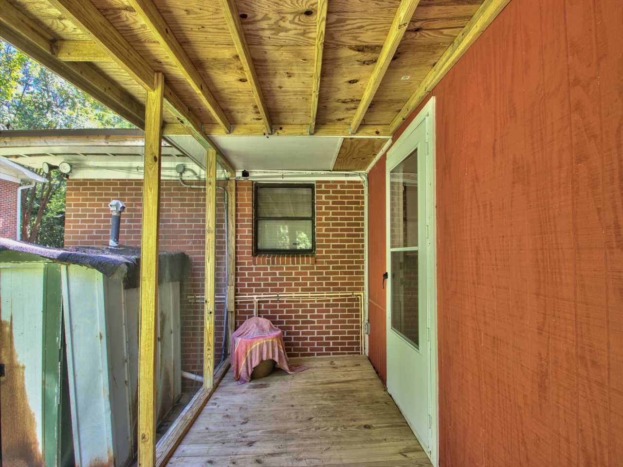 2416 Jim Lee Road Tallahassee, FL 32301 - Photo 2 of 21 Gallery Image 2