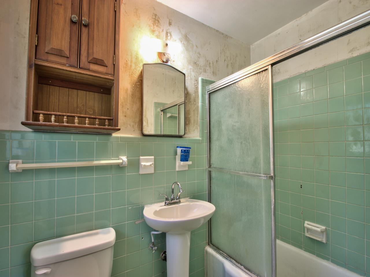 2416 Jim Lee Road Tallahassee, FL 32301 - Photo 10 of 21 Gallery Image 10