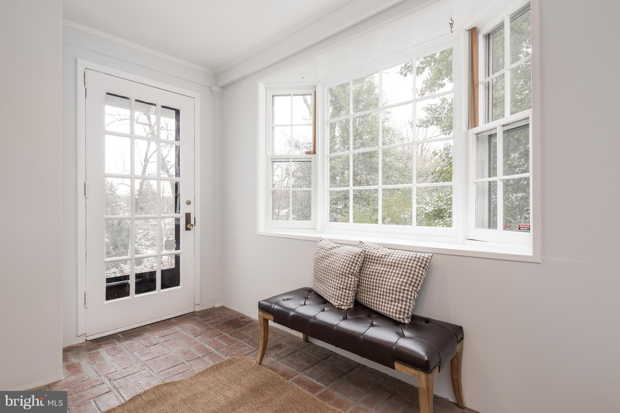 3609 Military Road Northwest Washington, DC 20015 - Photo 2 of 28 Interior (General)