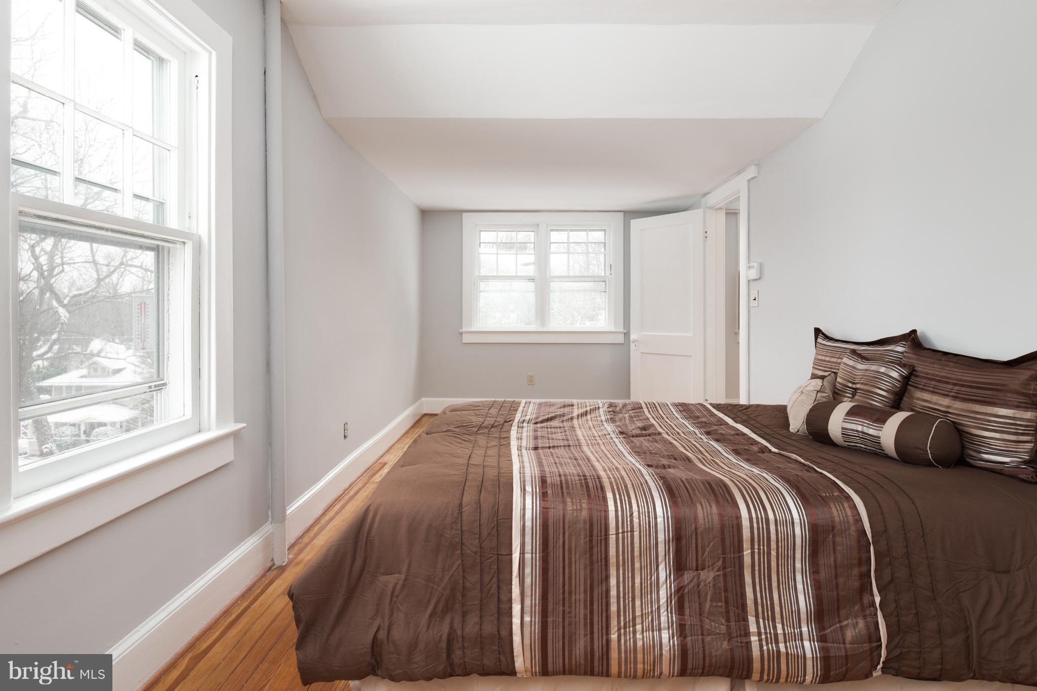 3609 Military Road Northwest Washington, DC 20015 - Photo 21 of 28 Bedroom (Master)