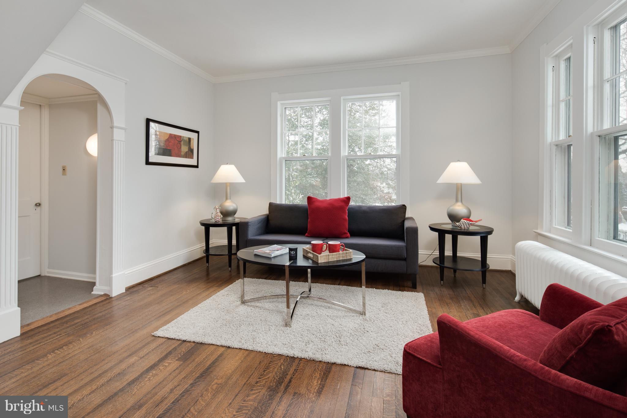 3609 Military Road Northwest Washington, DC 20015 - Photo 4 of 28 Living Room