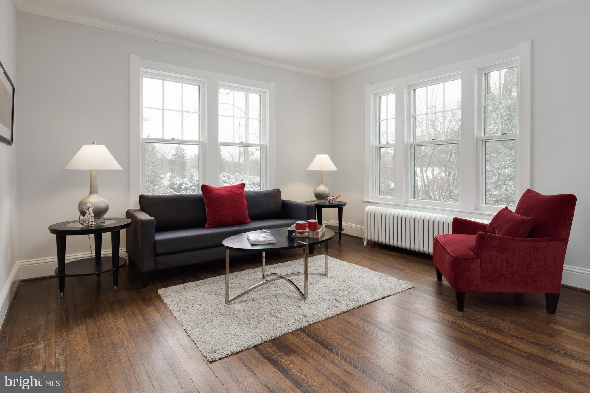 3609 Military Road Northwest Washington, DC 20015 - Photo 5 of 28 Living Room