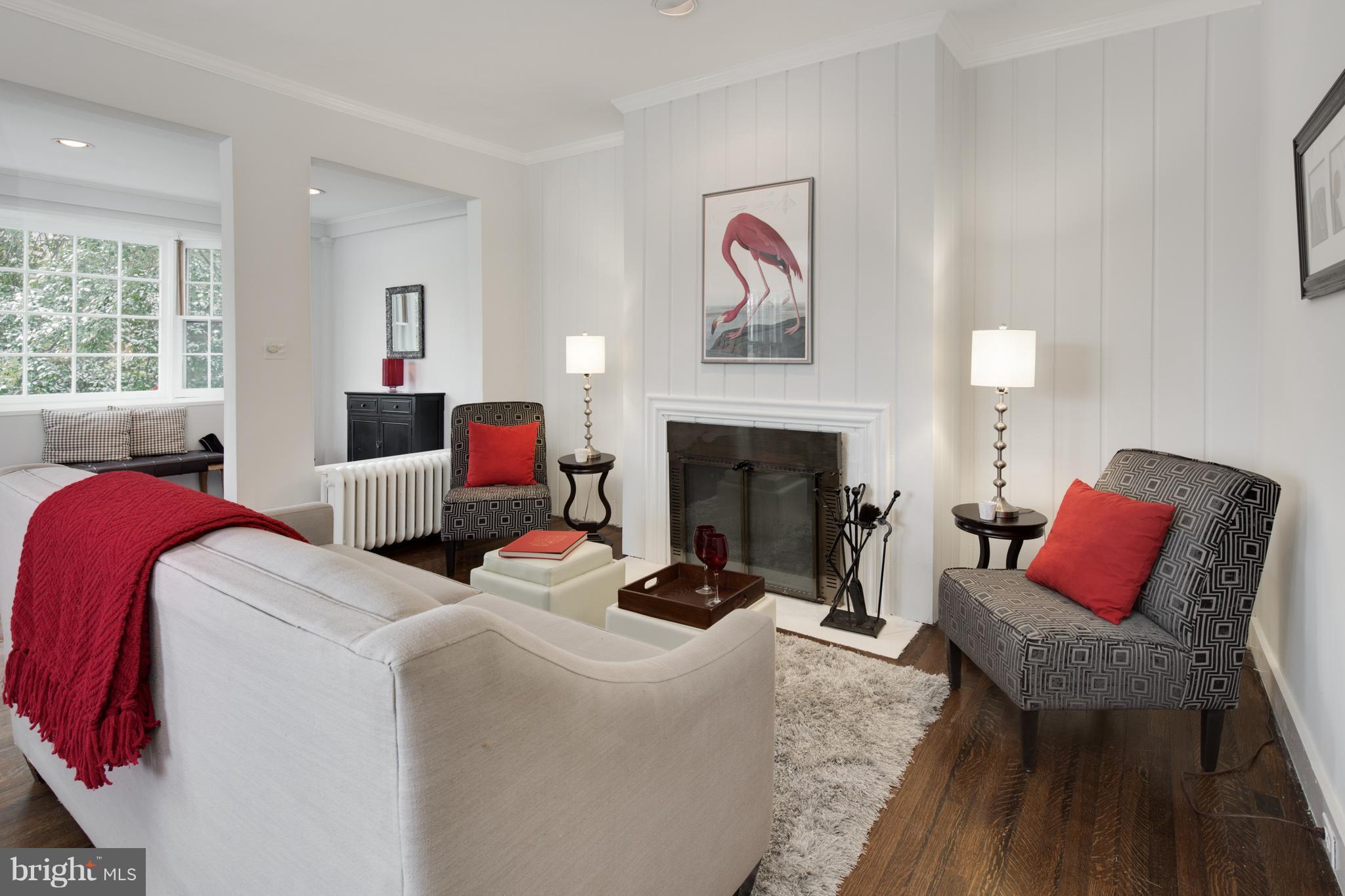 3609 Military Road Northwest Washington, DC 20015 - Photo 7 of 28 Living Room