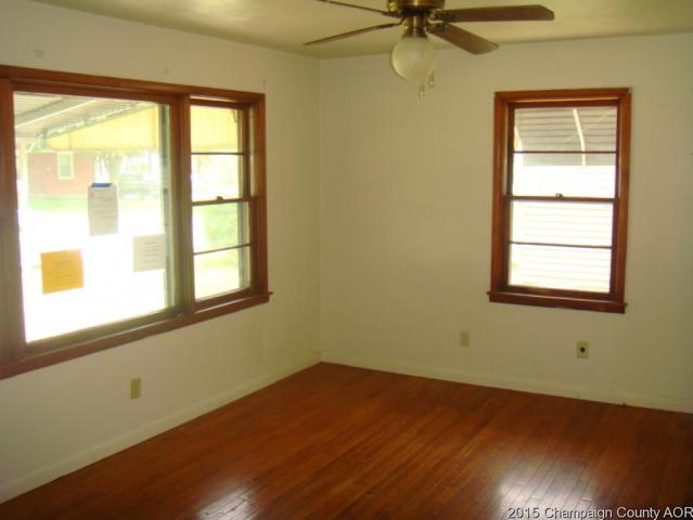 3028 East Trinity Avenue Springfield, IL 62702 - Photo 6 of 14