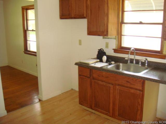 3028 East Trinity Avenue Springfield, IL 62702 - Photo 8 of 14