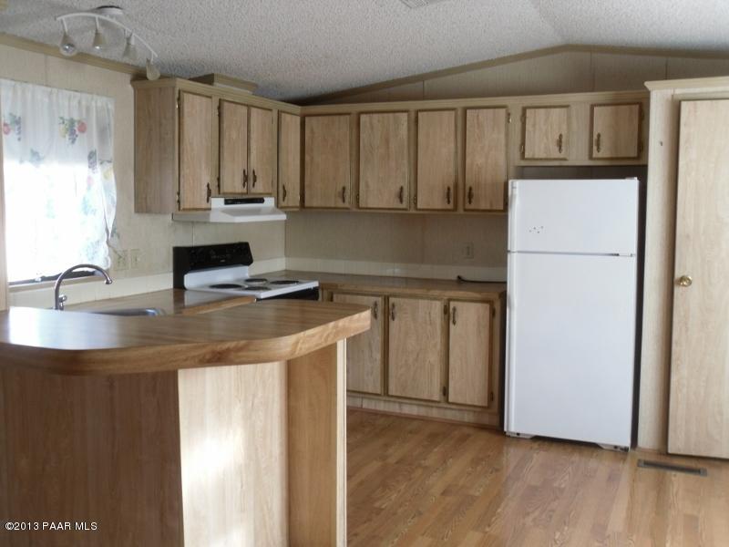 385 West Rio Trail Paulden, AZ 86334 - Photo 7 of 17 Rio Rd 028 (800x600)