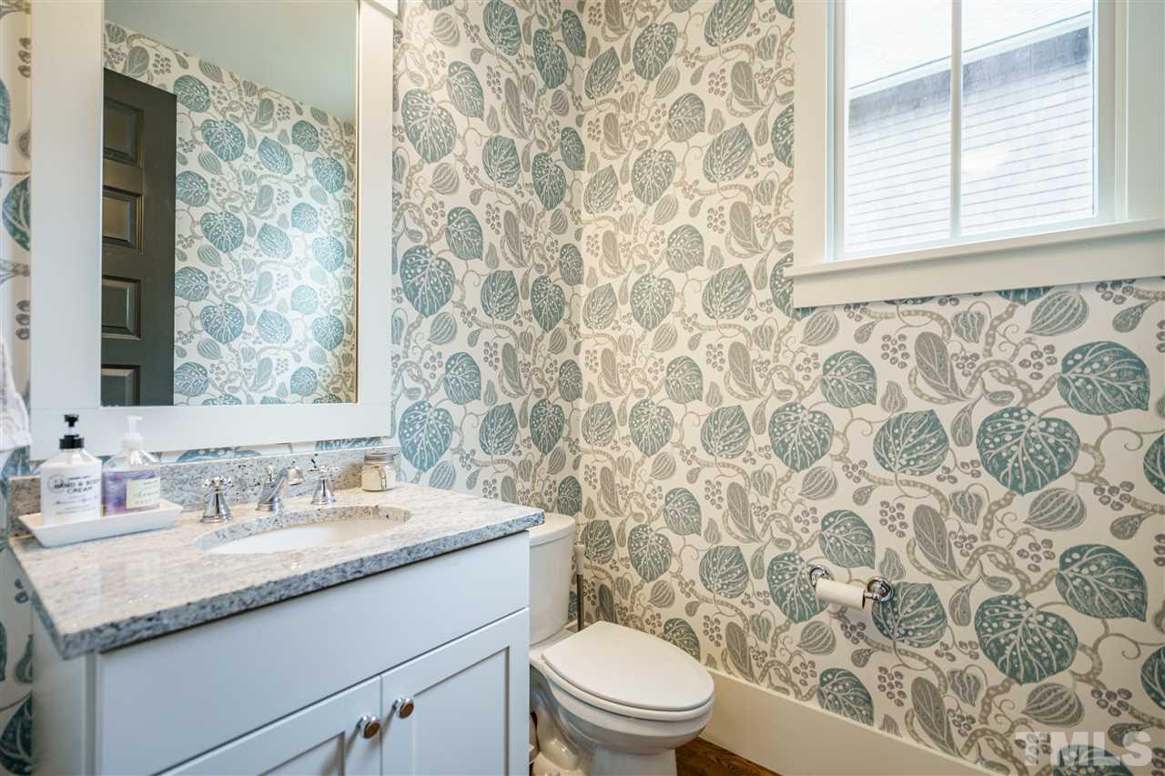 2316 Yancey Street Raleigh, NC 27608 - Photo 6 of 30