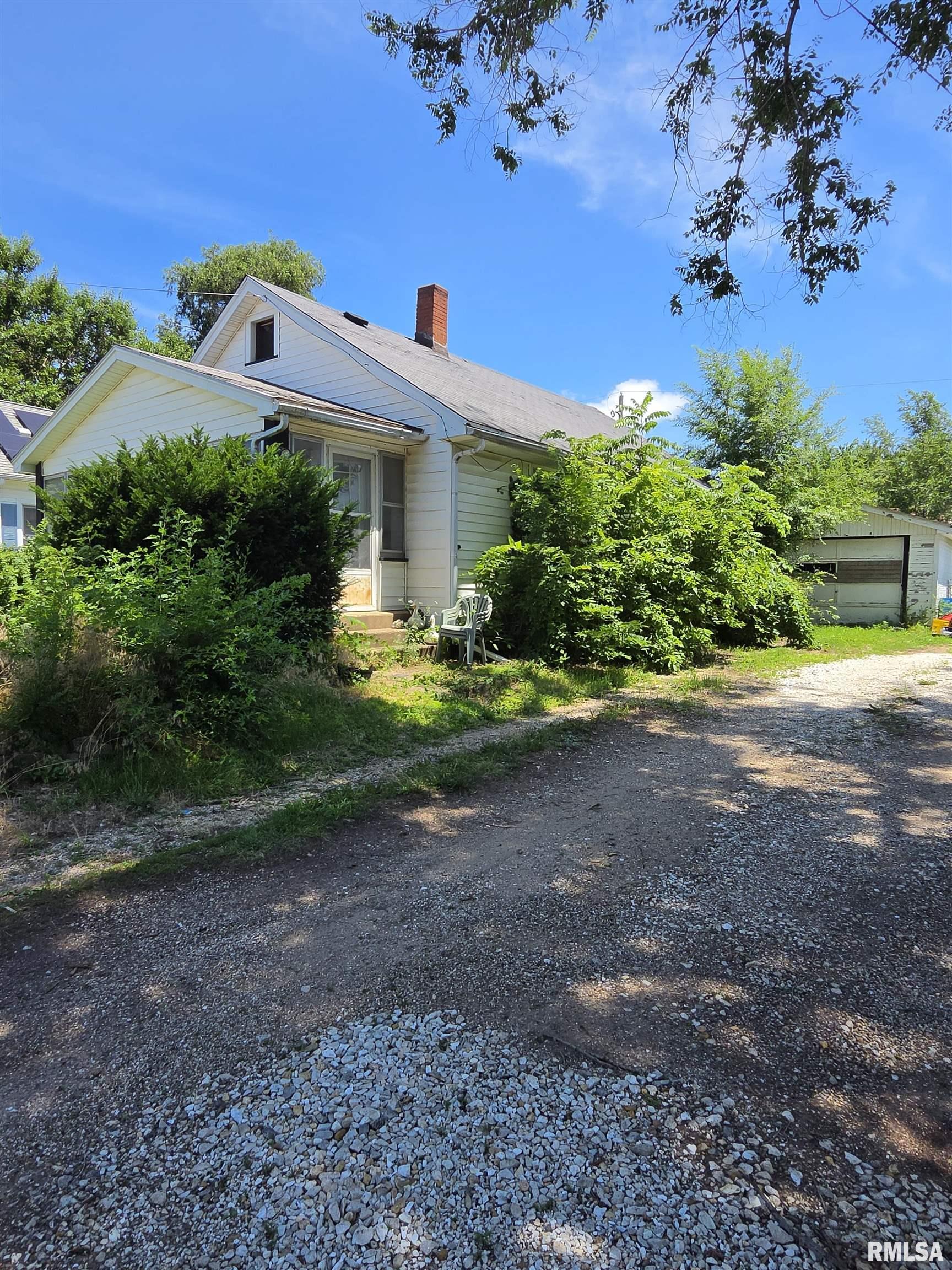216 Ripper Street South Pekin, IL 61564 - Photo 3 of 24