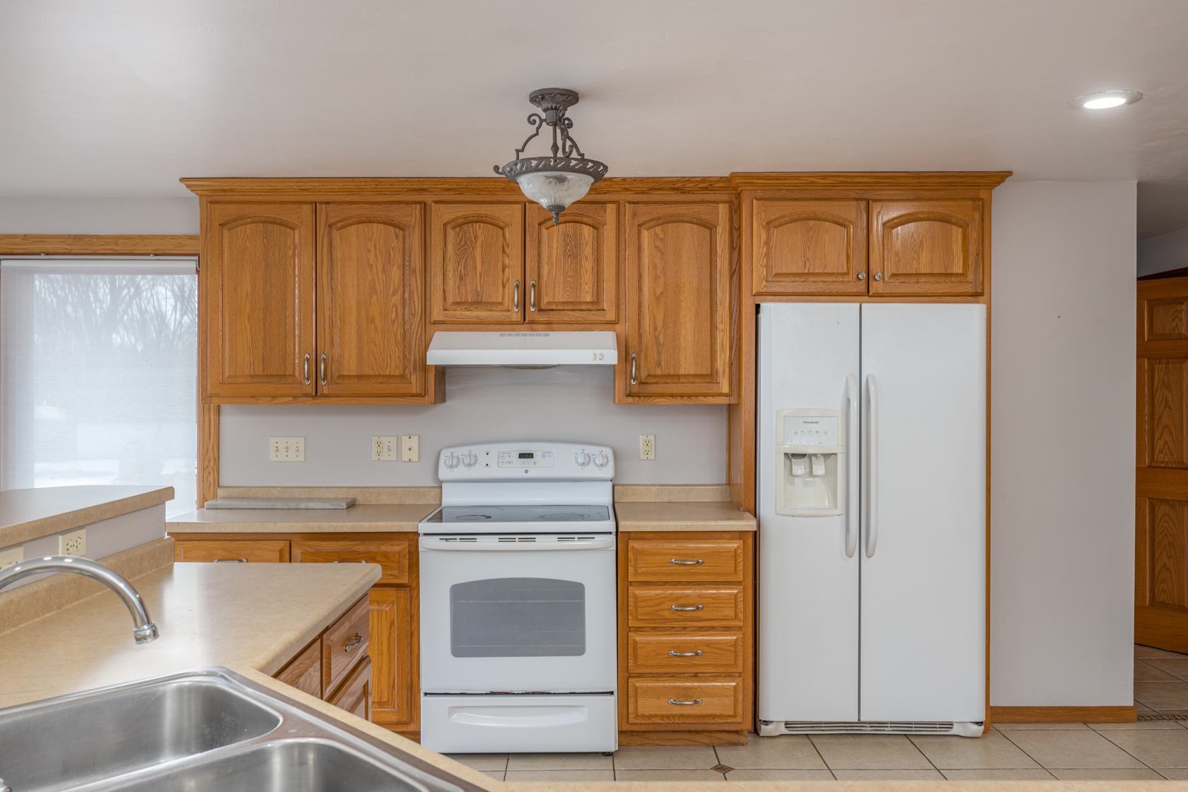 2965 Packerland Drive Green Bay, WI 54313 - Photo 18 of 48