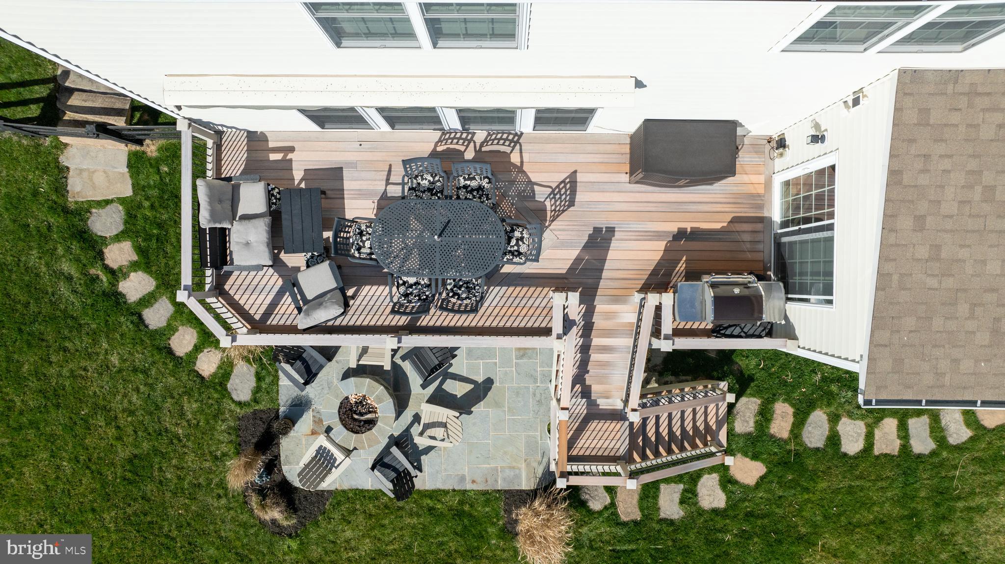4820 Chichester House Road Olney, MD 20832 - Photo 8 of 27 Live life on vacation!