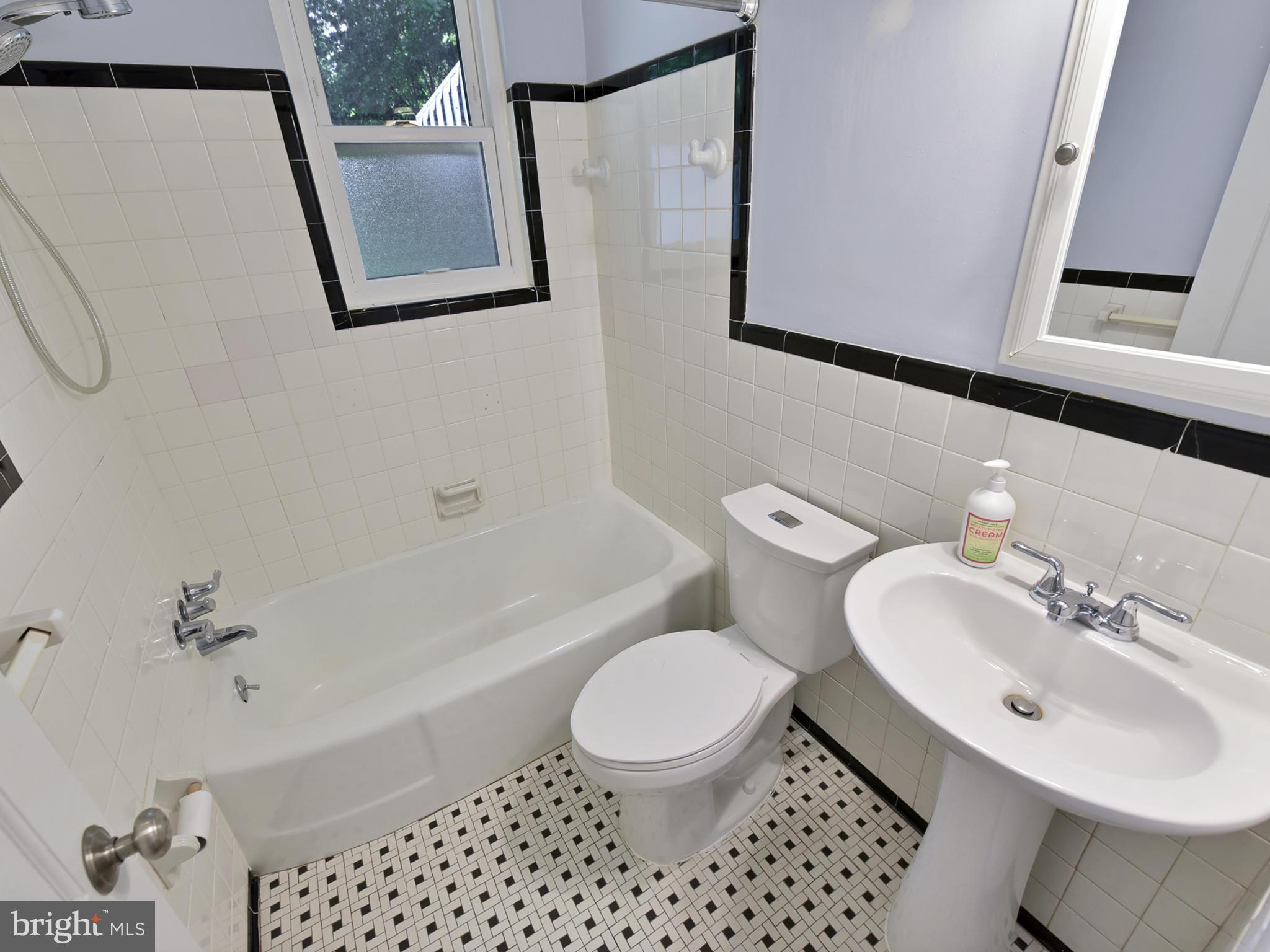 3509 Everton Street Silver Spring, MD 20906 - Photo 14 of 27 Gallery Image 14
