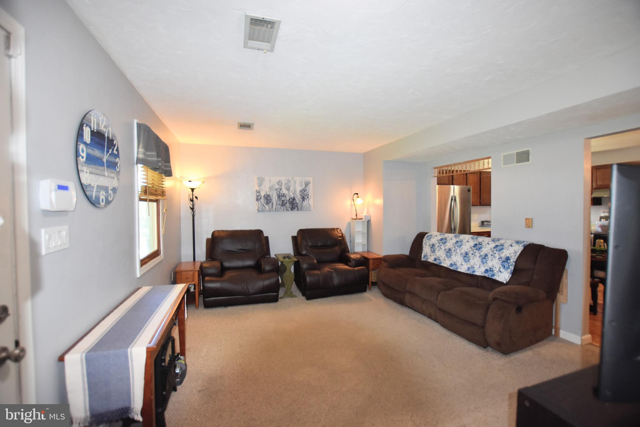 117 Edward Street Hanover, PA 17331 - Photo 3 of 27 Gallery Image 3