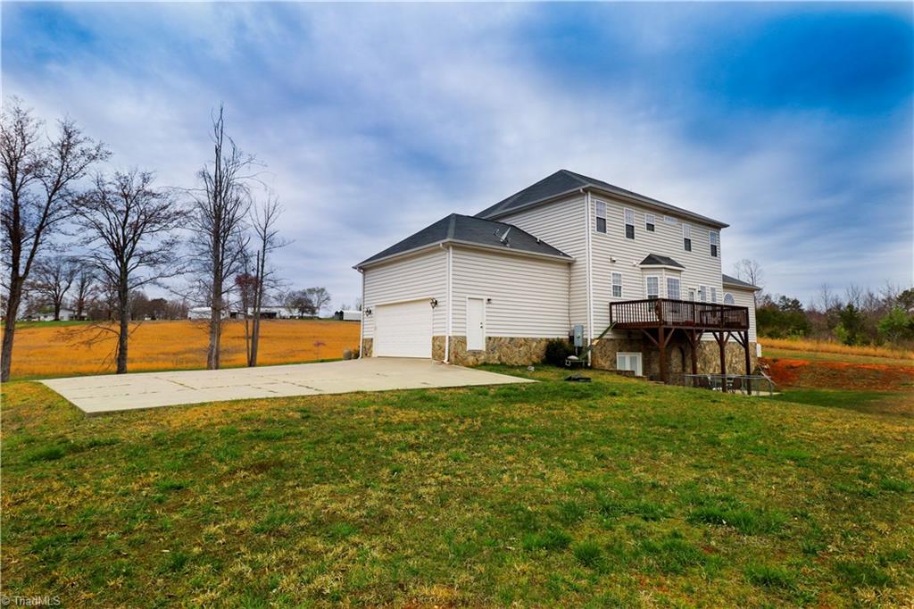 1529 Troy Joyce Road Madison, NC 27025 - Photo 3 of 30