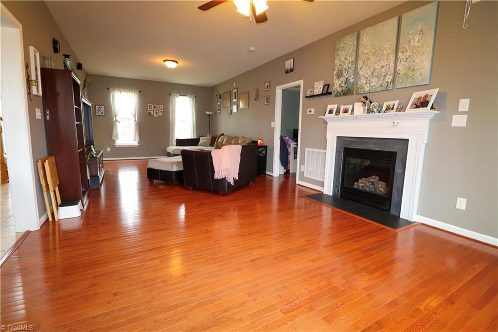 1529 Troy Joyce Road Madison, NC 27025 - Photo 9 of 30