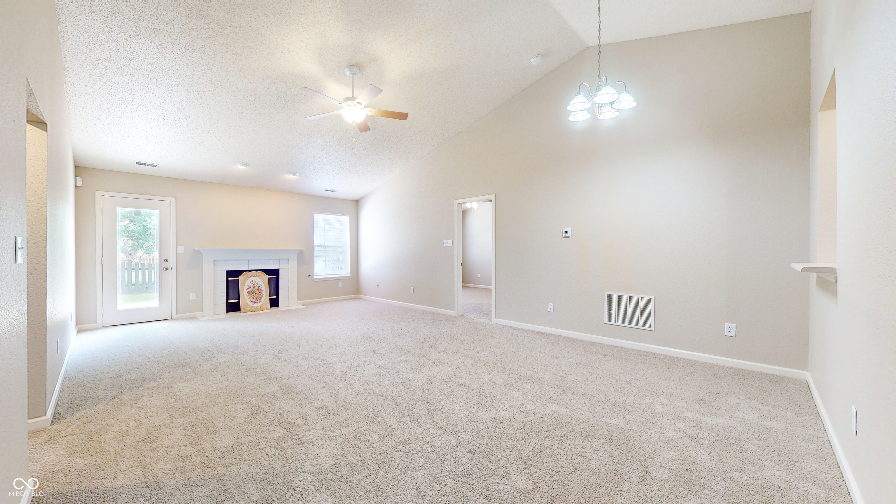 8121 Sand Ridge Circle Indianapolis, IN 46237 - Photo 8 of 31 Gallery Image 8