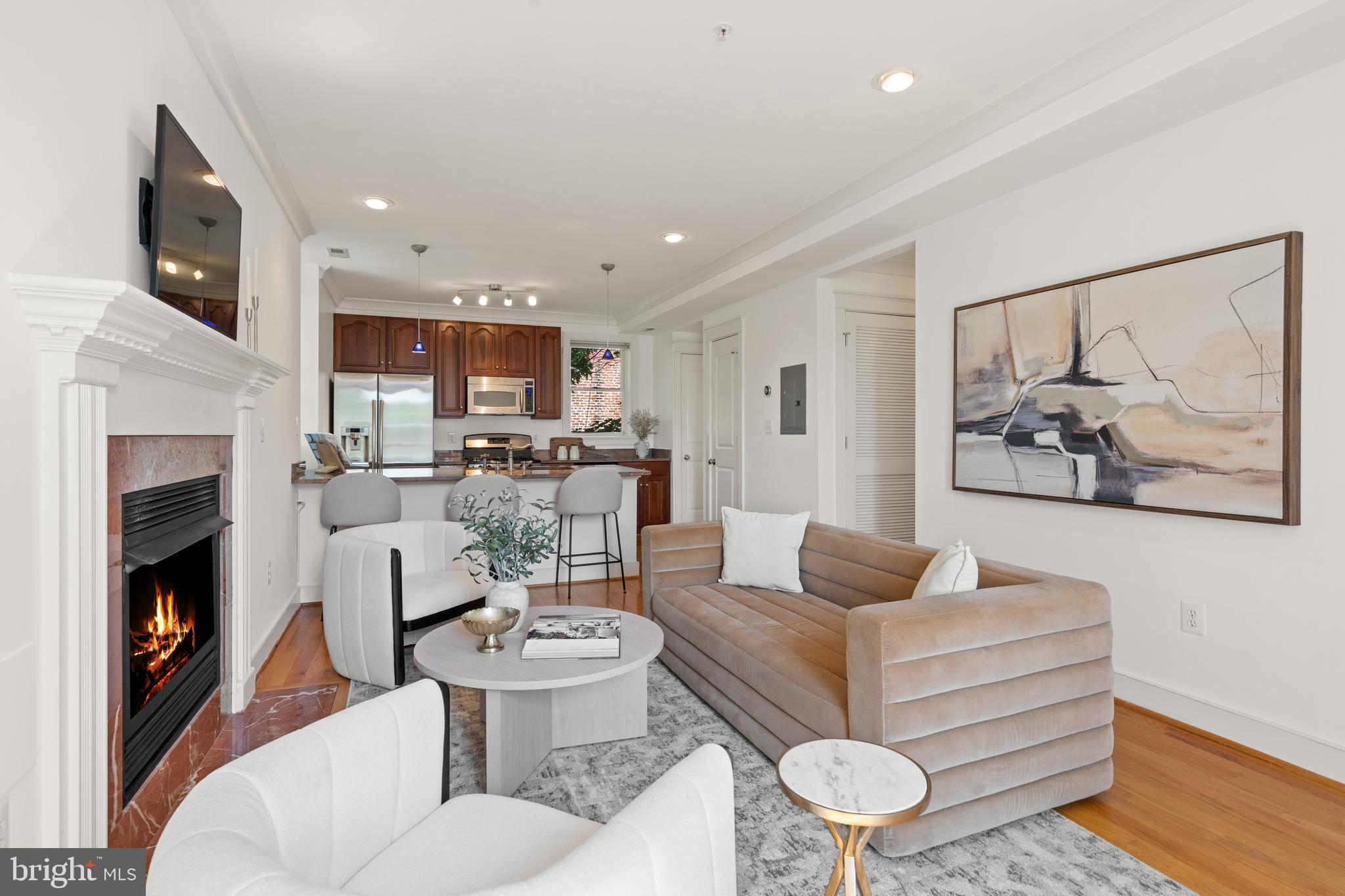 19 Logan Circle Northwest, Unit 300 Washington, DC 20005 - Photo 4 of 24