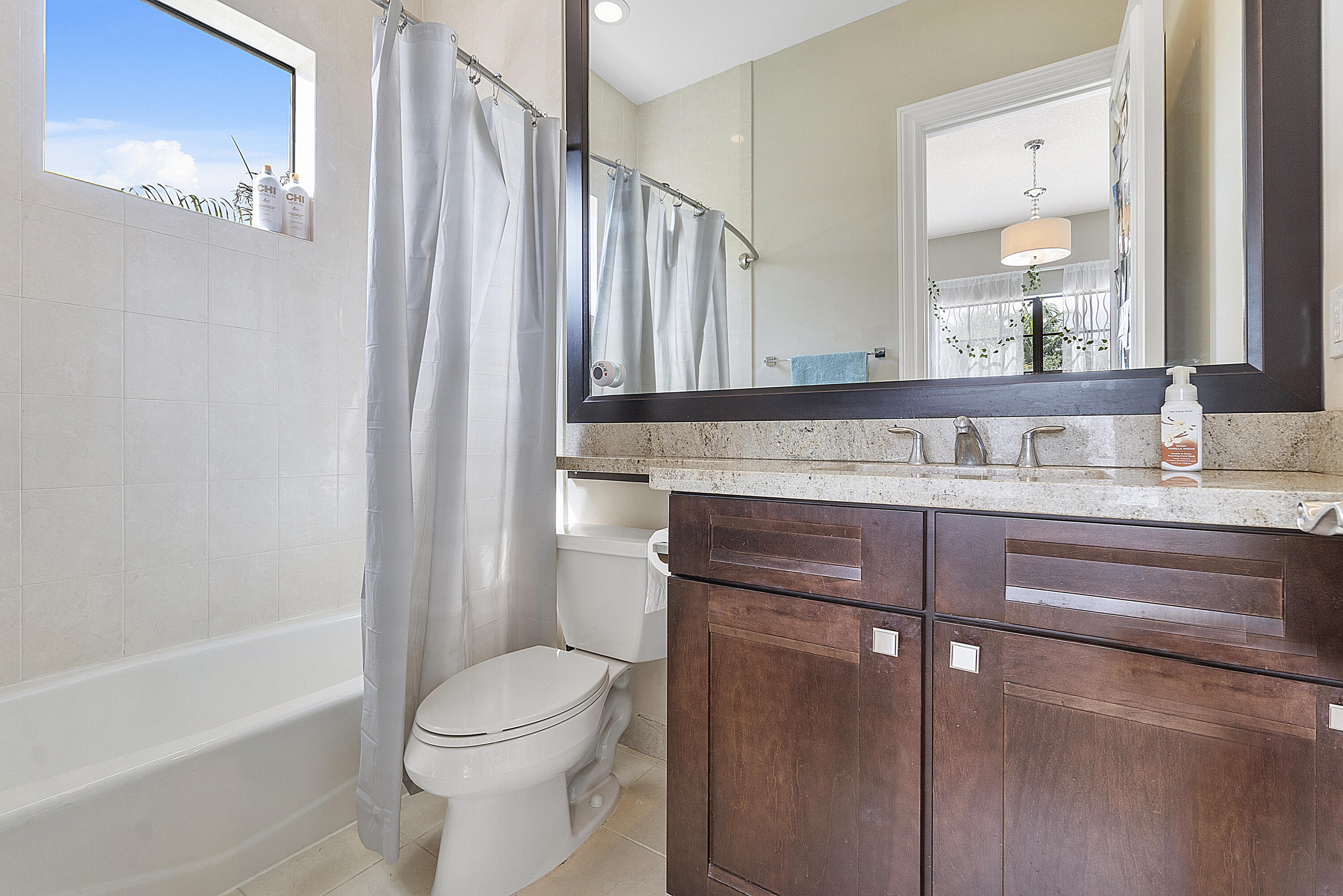 17827 Lake Azure Way Boca Raton, FL 33496 - Photo 62 of 98 17827 Lake Azure Way_044