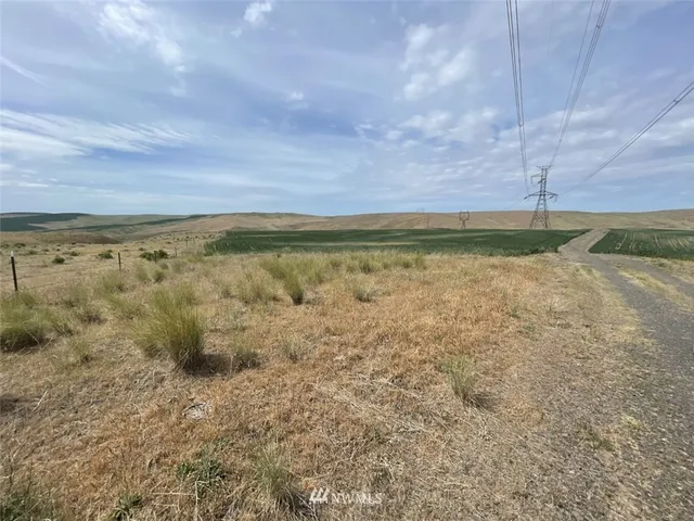a view of a lake view