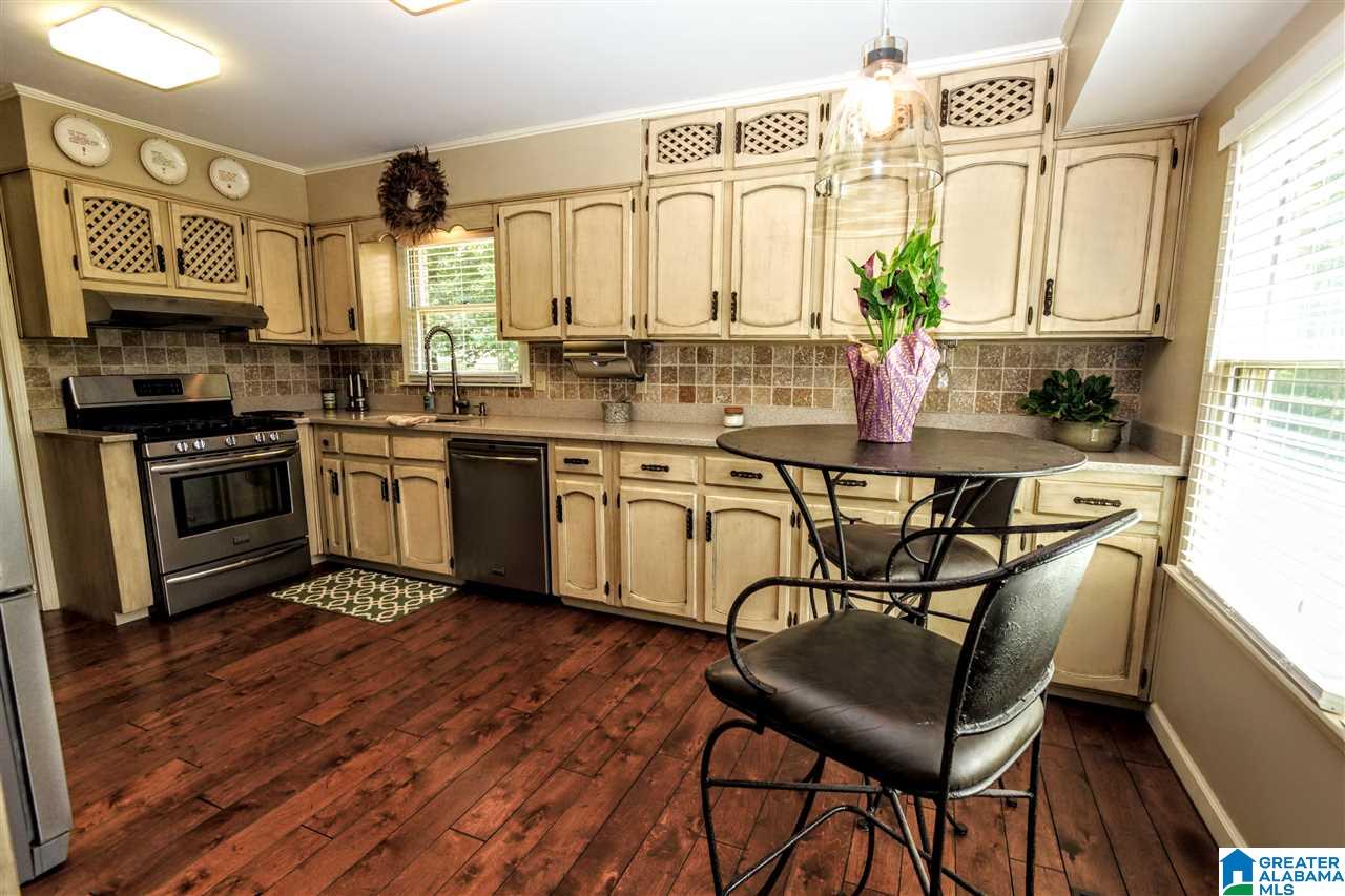 111 Shades Crest Road Birmingham, AL 35226 - Photo 10 of 35