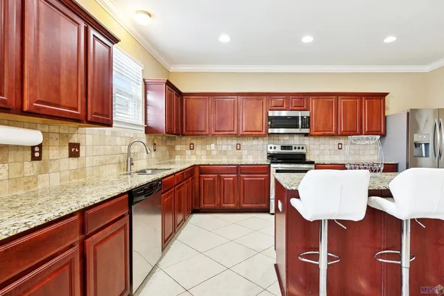 $265,000 | 552 Glenway Drive, Baton Rouge, LA 70815