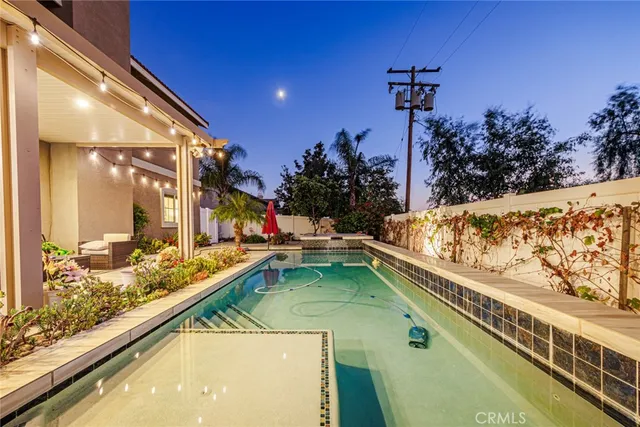 $3,900 | 1539 Carmel Court, Redlands, CA 92374