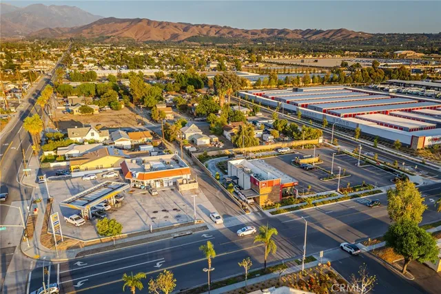 $3,900 | 1539 Carmel Court, Redlands, CA 92374