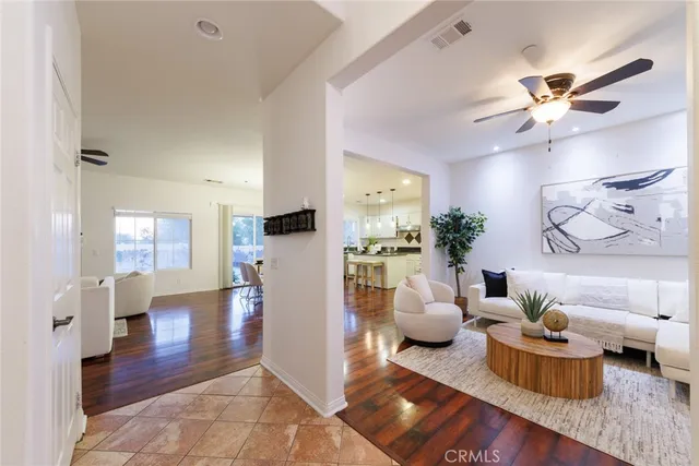 $3,900 | 1539 Carmel Court, Redlands, CA 92374