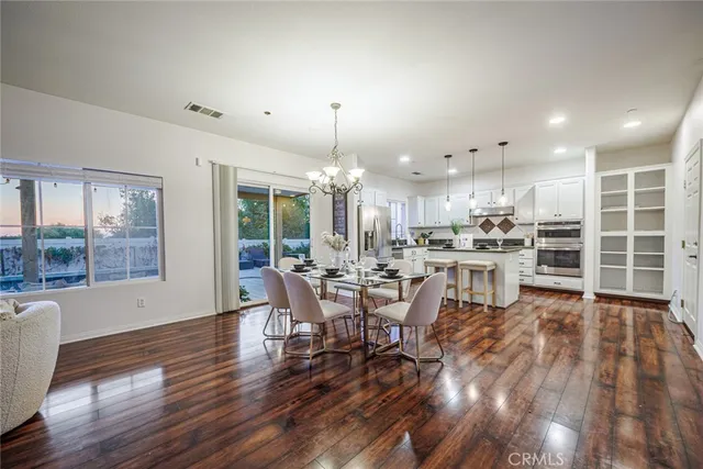 $3,900 | 1539 Carmel Court, Redlands, CA 92374