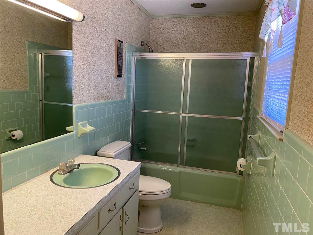 1785 Spring Valley Lake Road Henderson, NC 27537 - Photo 14 of 27
