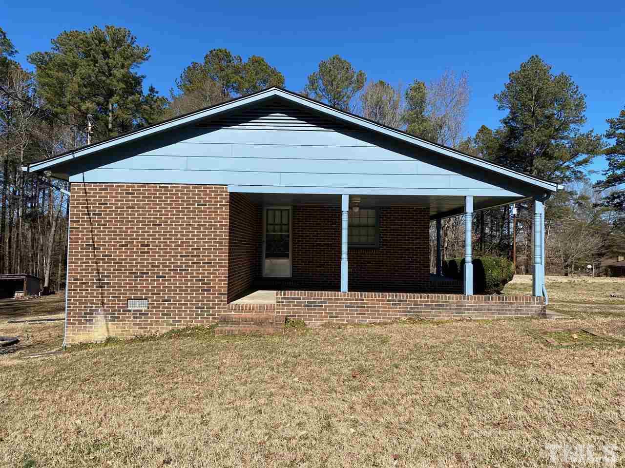 1785 Spring Valley Lake Road Henderson, NC 27537 - Photo 3 of 27