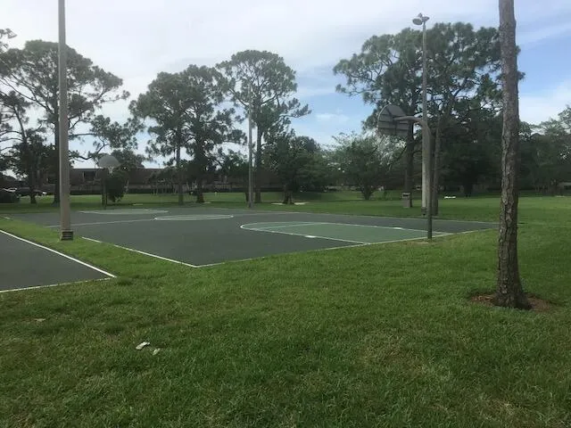 $2,700 | 1705 17th Lane, Palm Beach Gardens, FL 33418